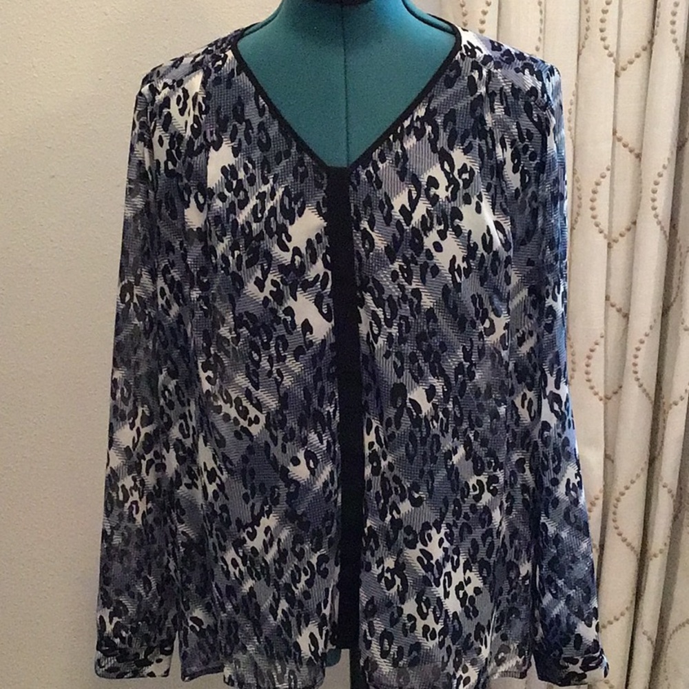 CAbi print long sleeve blouse size M